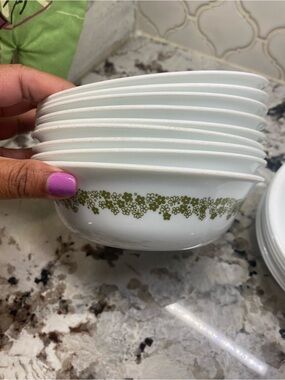 Vintage Corelle Crazy Daisy Pattern Bowls